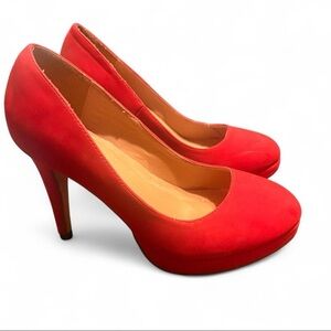 Journee Classic Red Women's High Heel Platform Pumps
